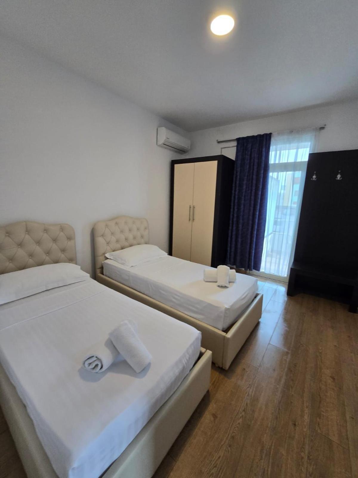 Blue Amr Hotel Shkallnur Exterior foto
