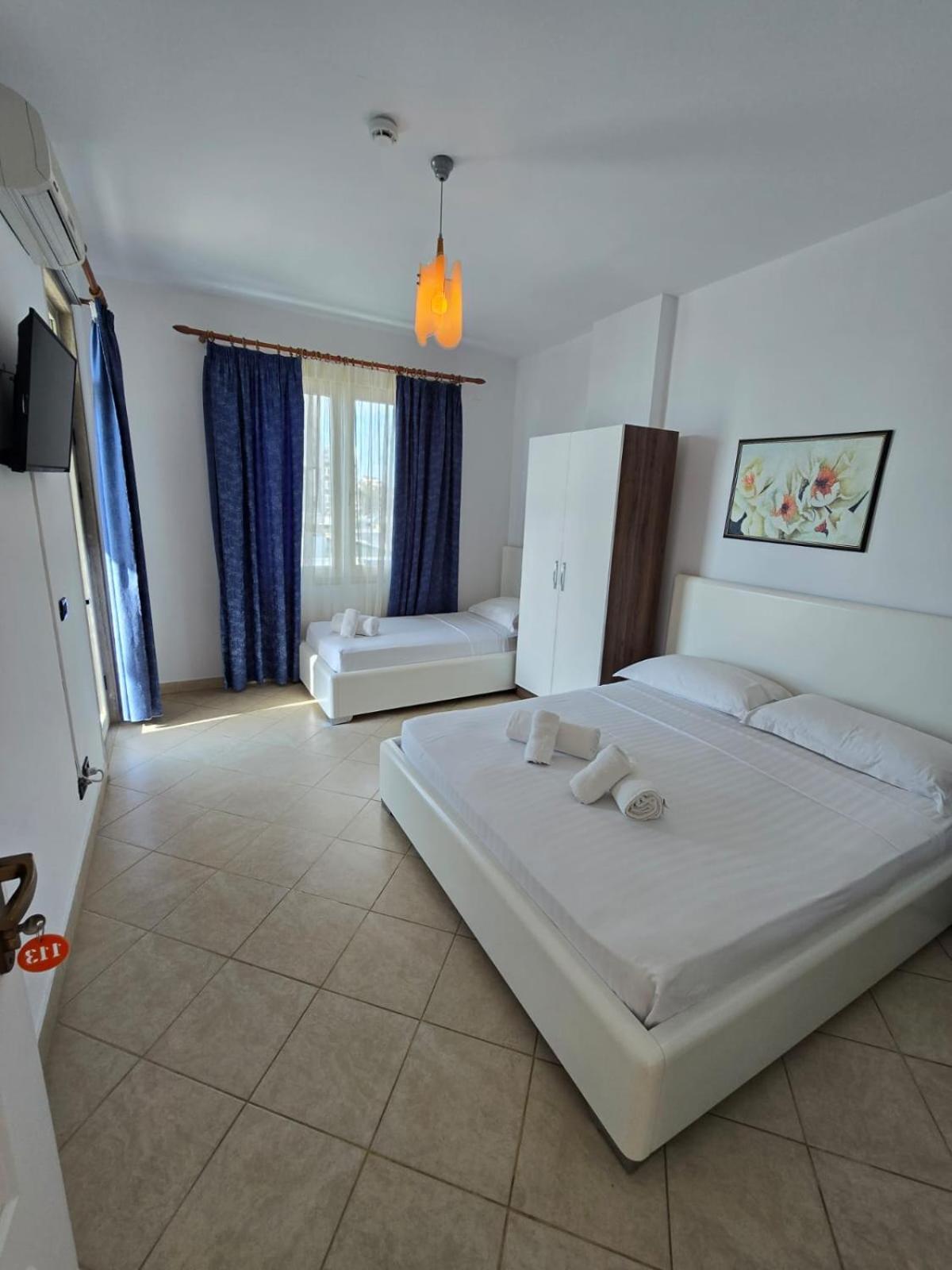 Blue Amr Hotel Shkallnur Exterior foto
